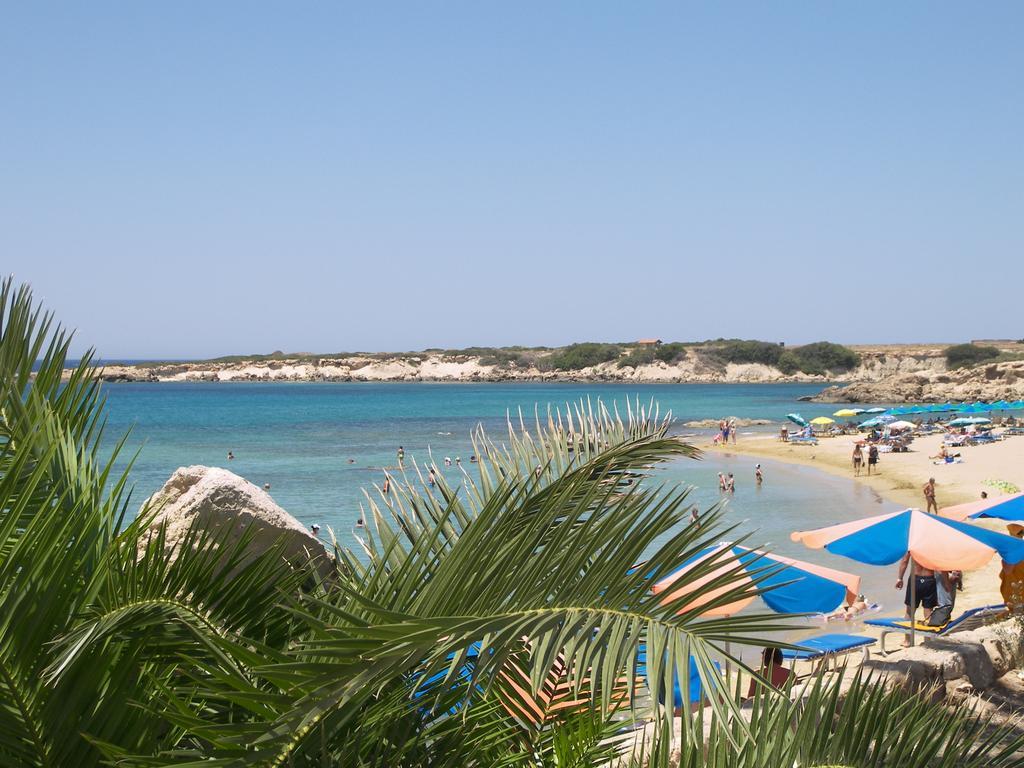 Hesperides Gardens Villa Paphos Exteriör bild